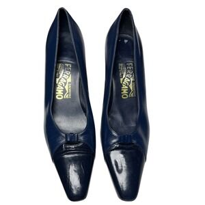 Salvatore Ferragamo Square Toe Pumps Women's‎ 7.5 AA Narrow Navy Leather Italy